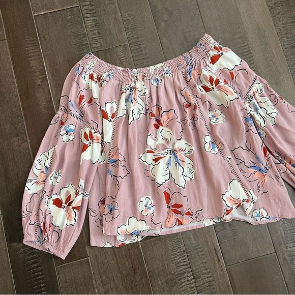 Astr Tops - ASTR THE Label Blouse Top Floral S Pink